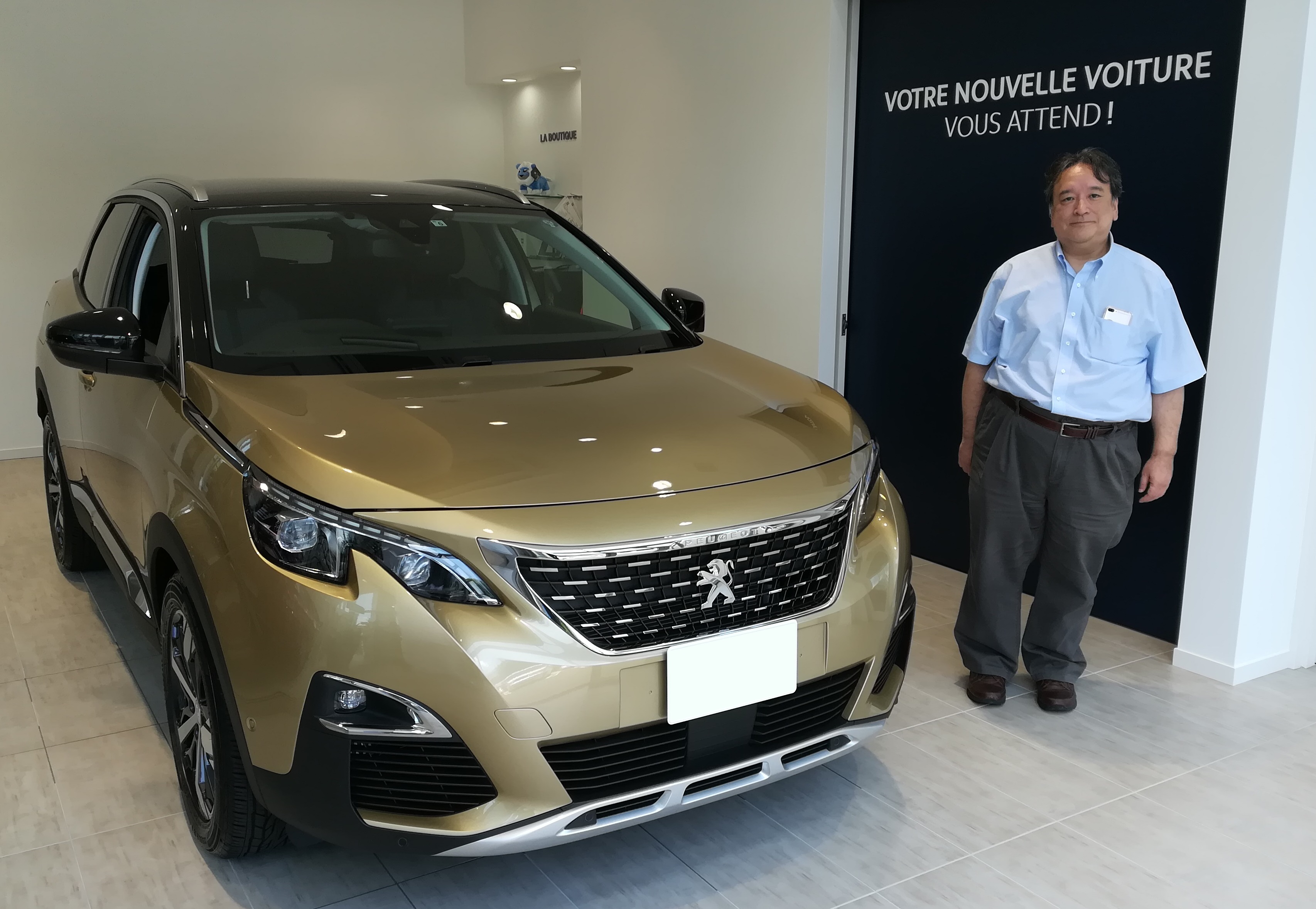 New 3008 BlueHDi Special Editionご納車。