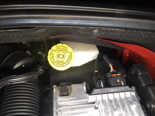 ブレーキフルード