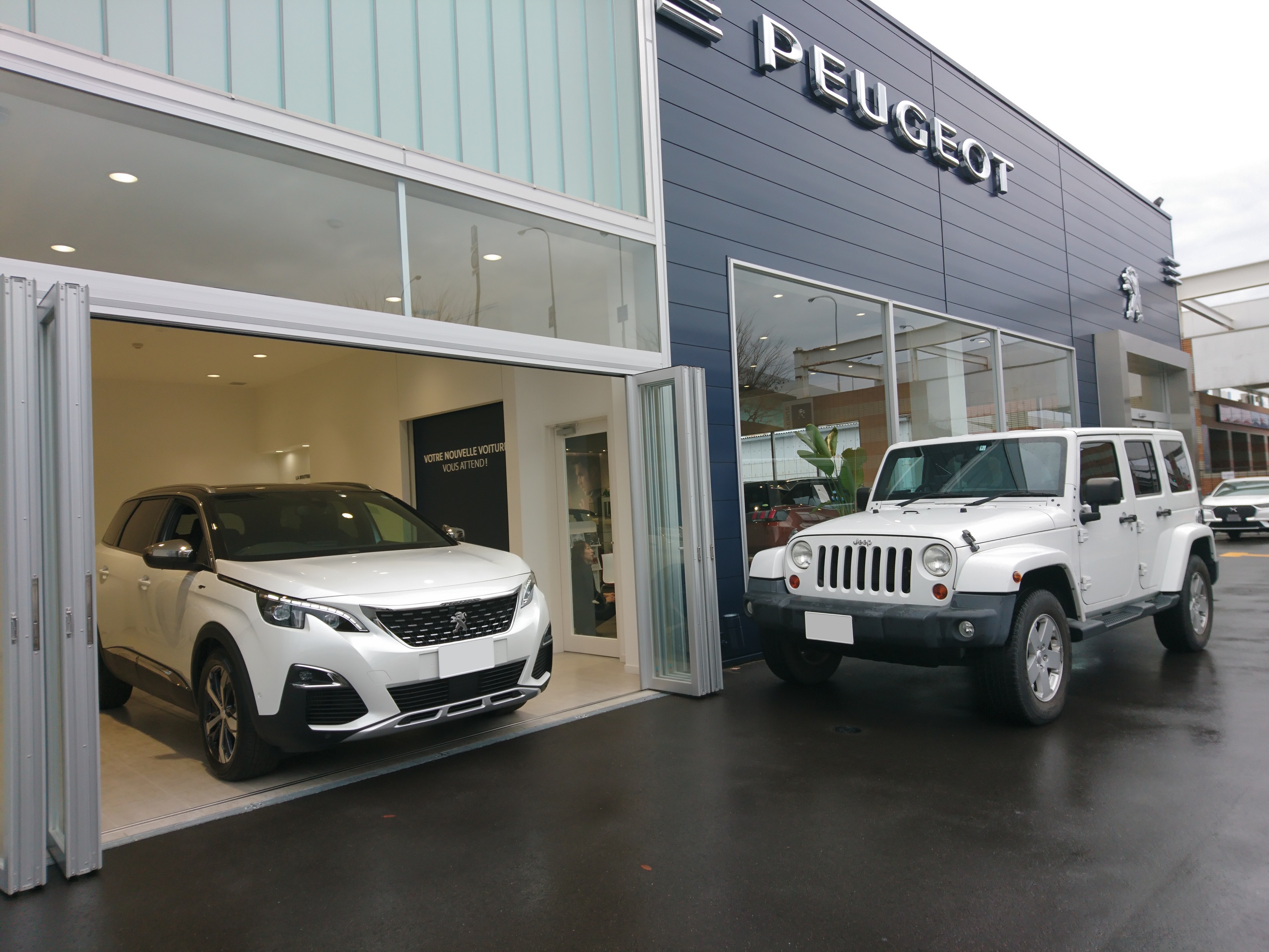 New 5008 GT BlueHDi ご納車です