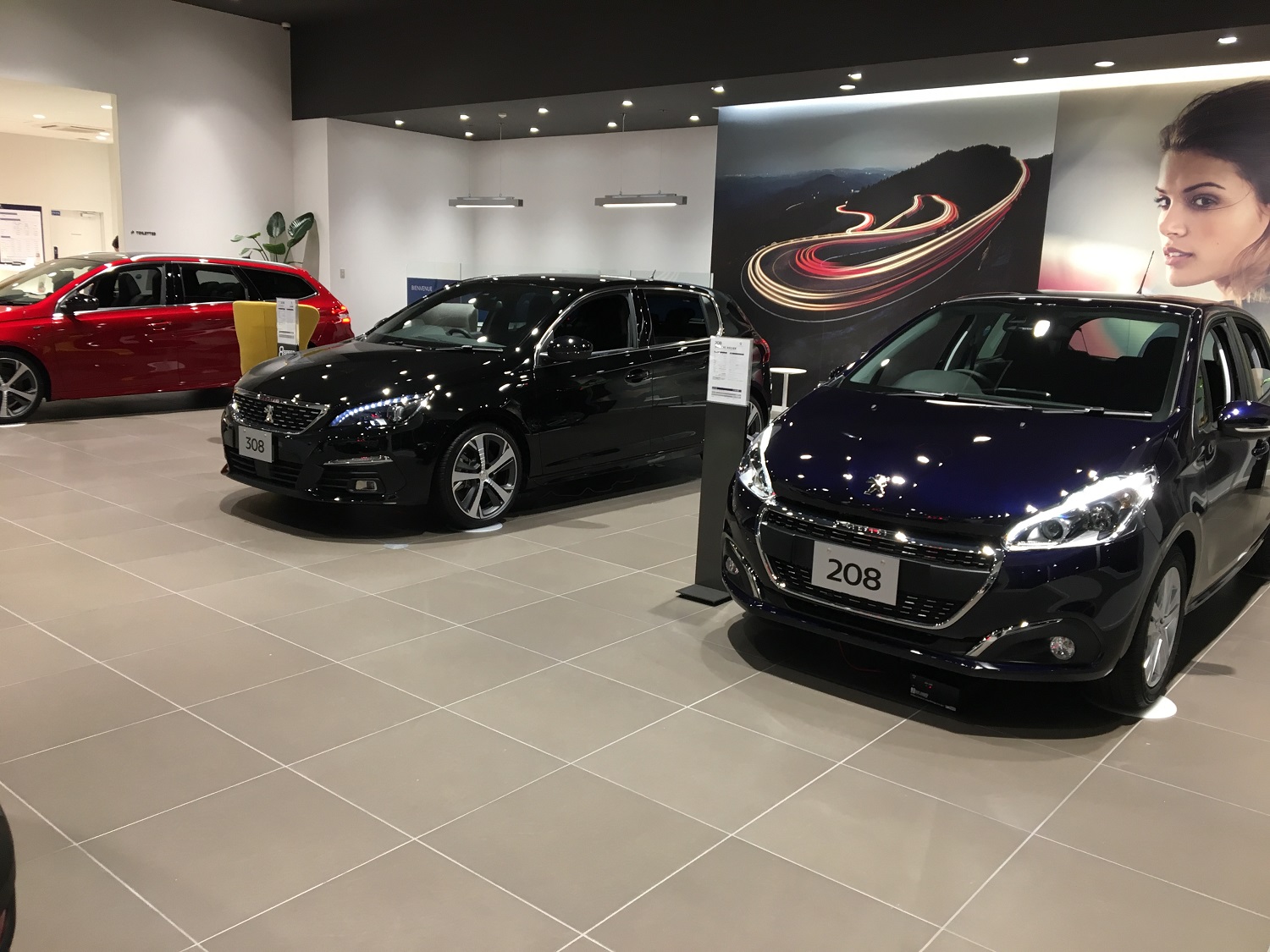 ショールーム入れ替えました！