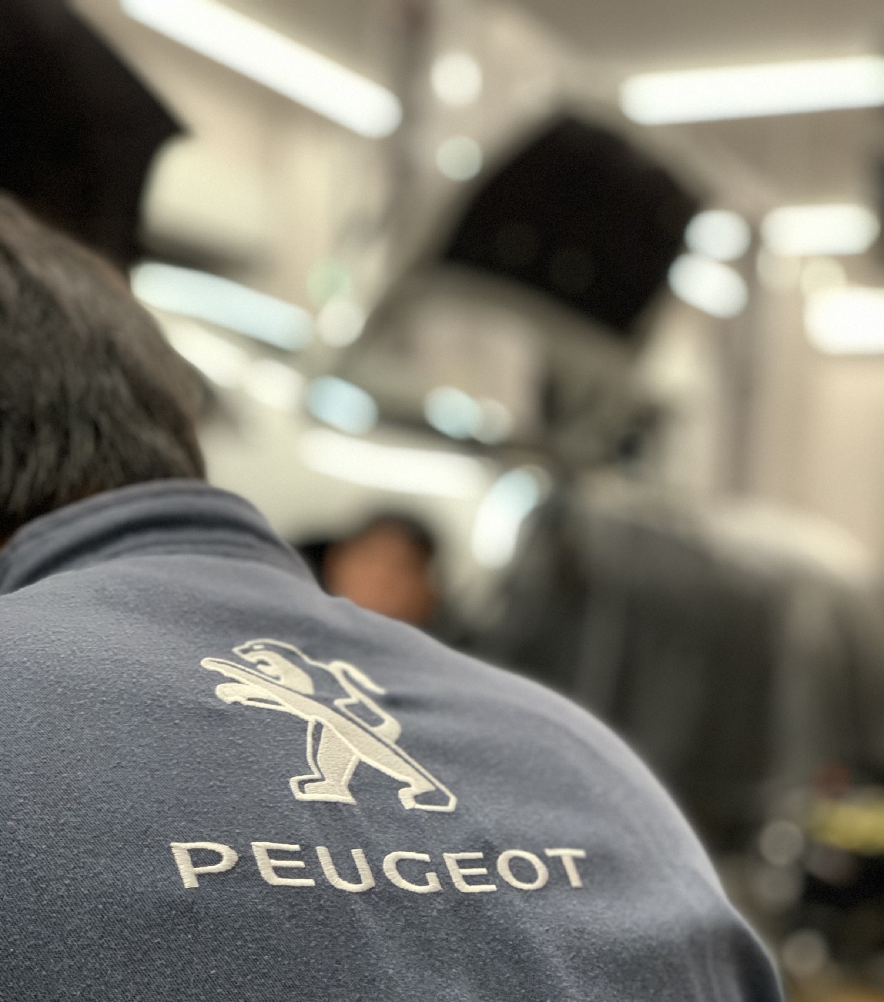 PEUGEOT 整備士