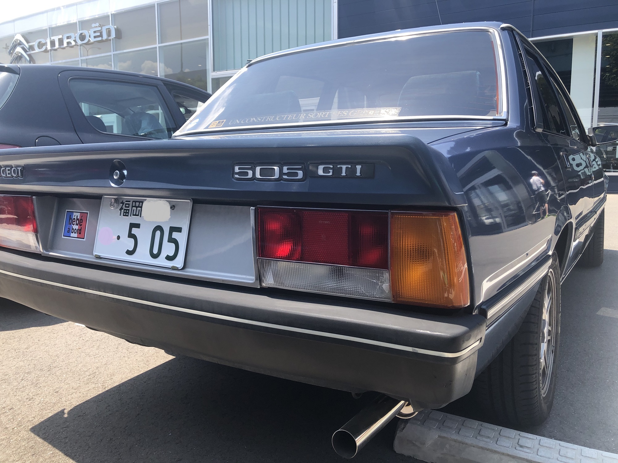PEUGEOT 505