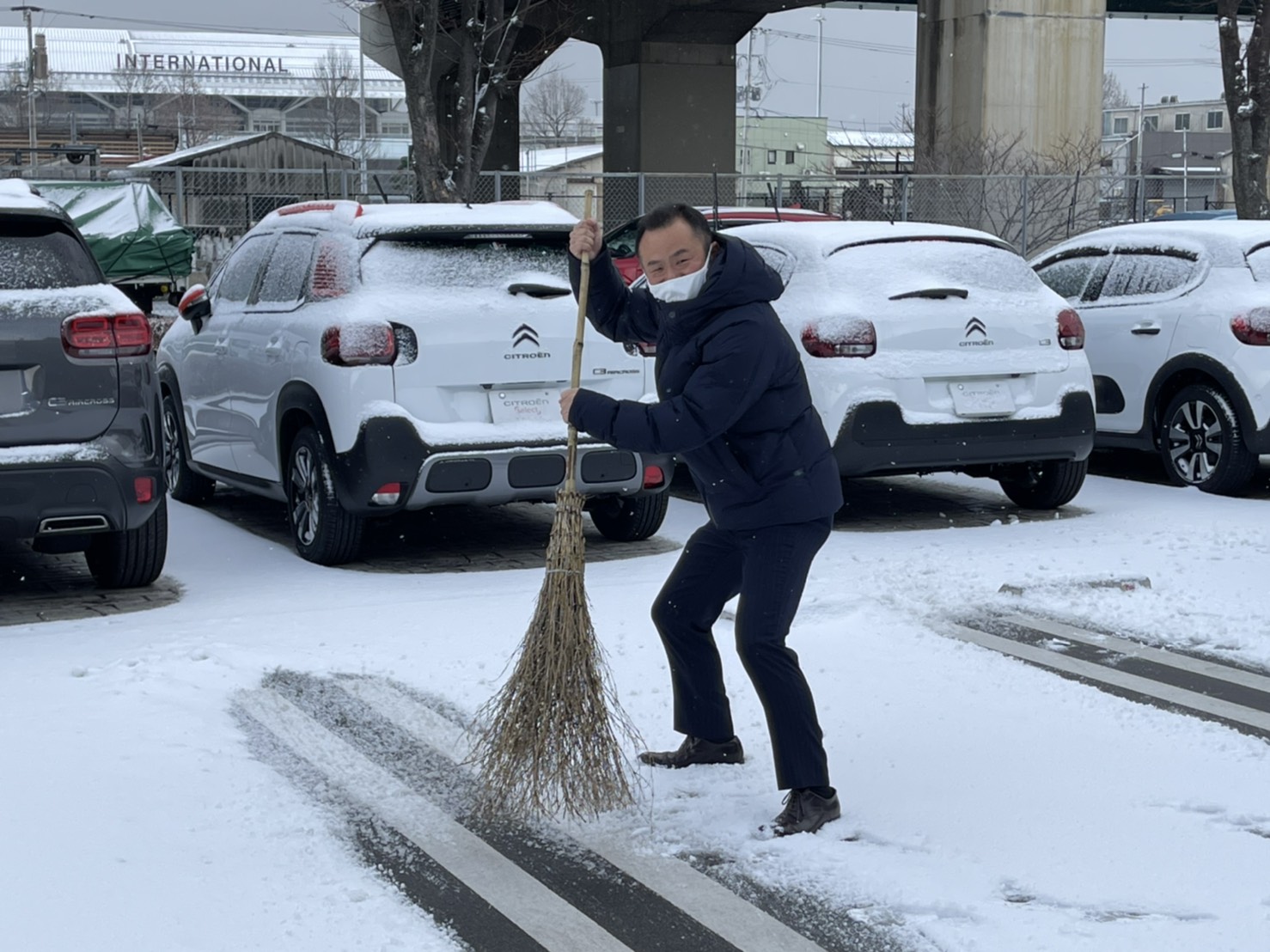 雪道の走行おきをつけください