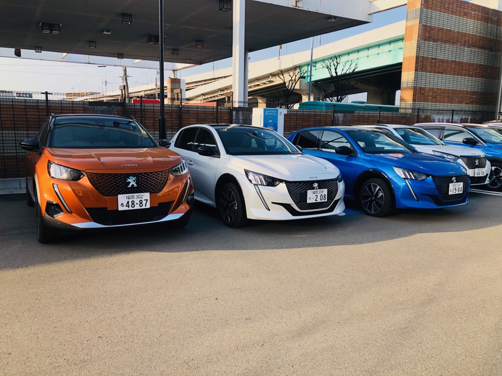 試乗車