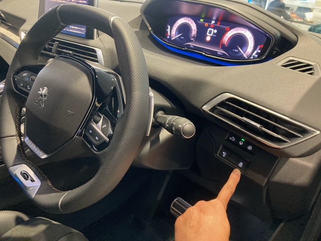 NEW　3008　インテリア