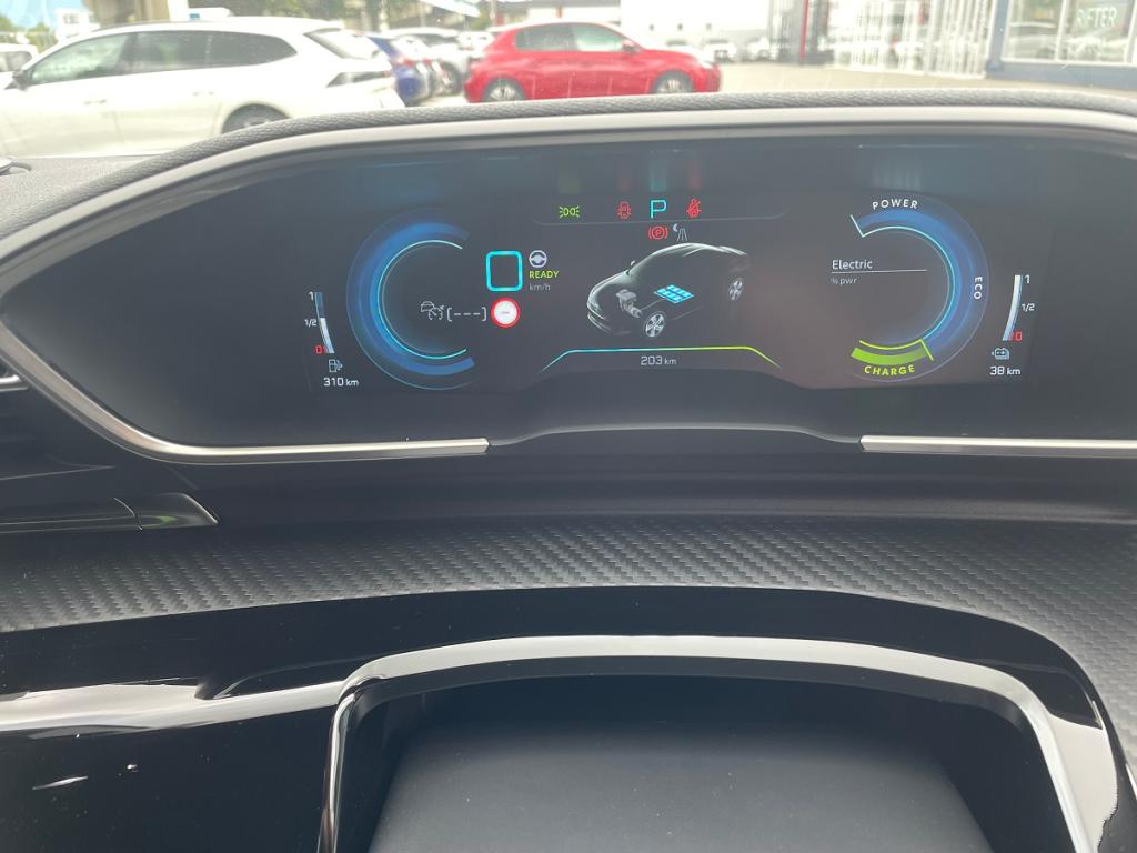 ＰＥＵＧＥＯＴ　508 GT HYBRIDインテエリア。