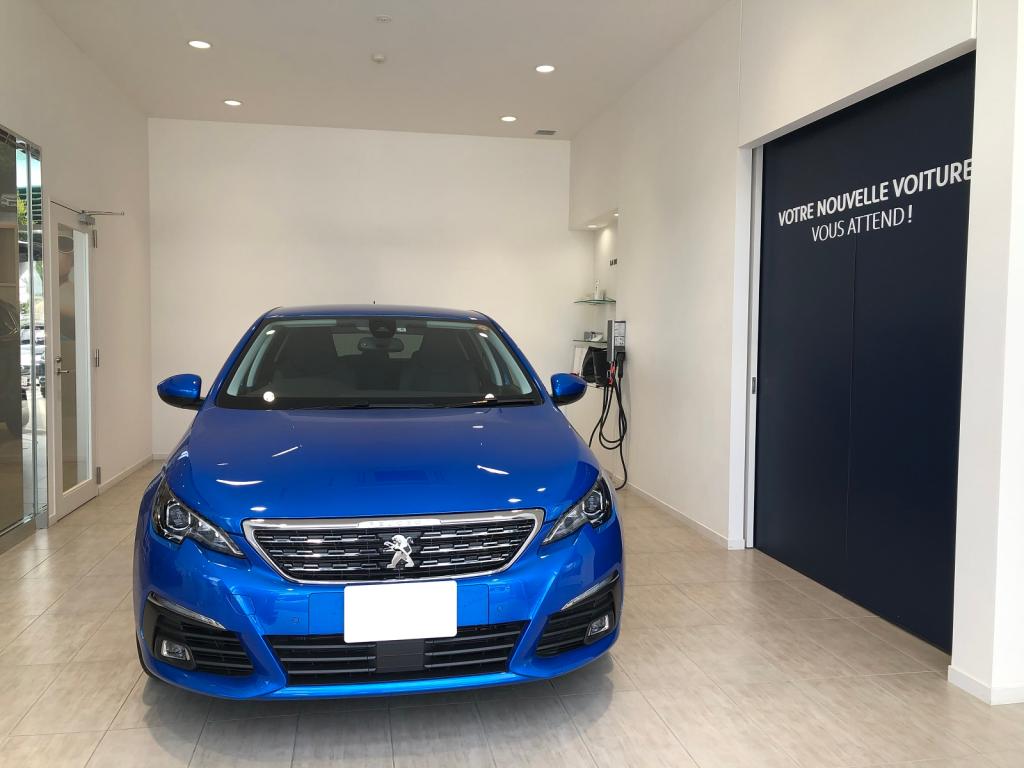 PEUGEOT　308　納車式。