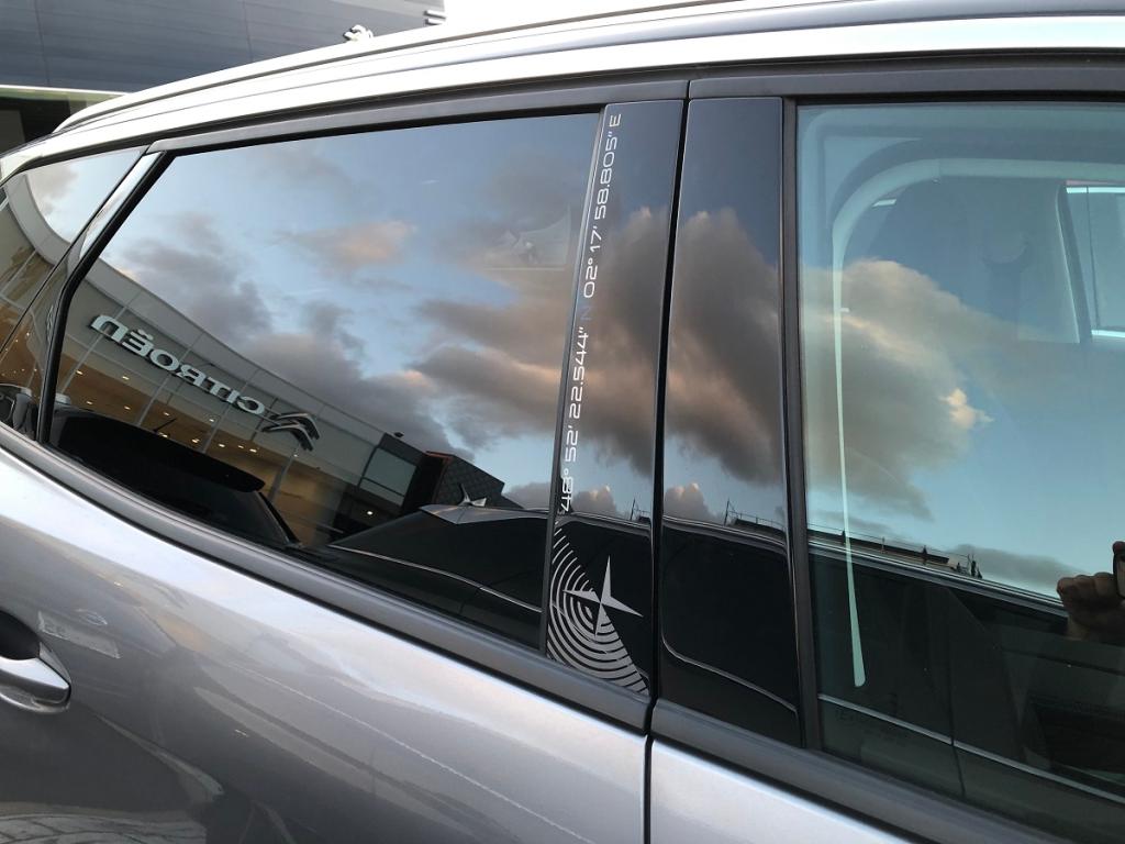 5008 CROSSCITY エクステリア