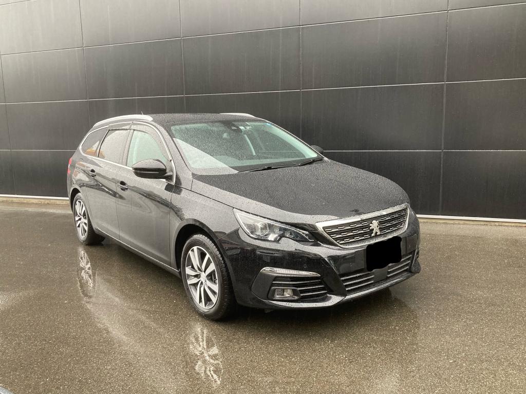 PEUGEOT　308　納車式