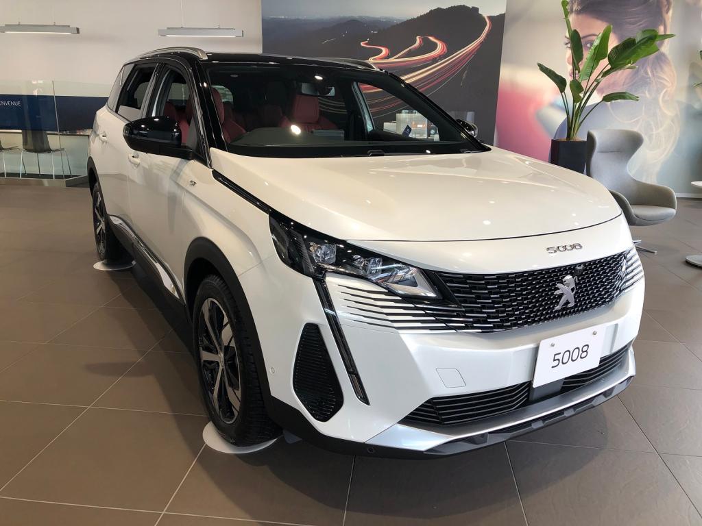 PEUGEOT　5008 GT BlueHDi レッドナッパ　インテリア！！