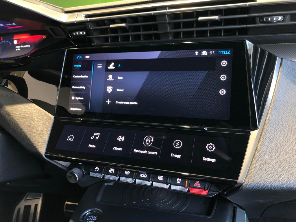 PEUGEOT　NEW３０８　インテリア