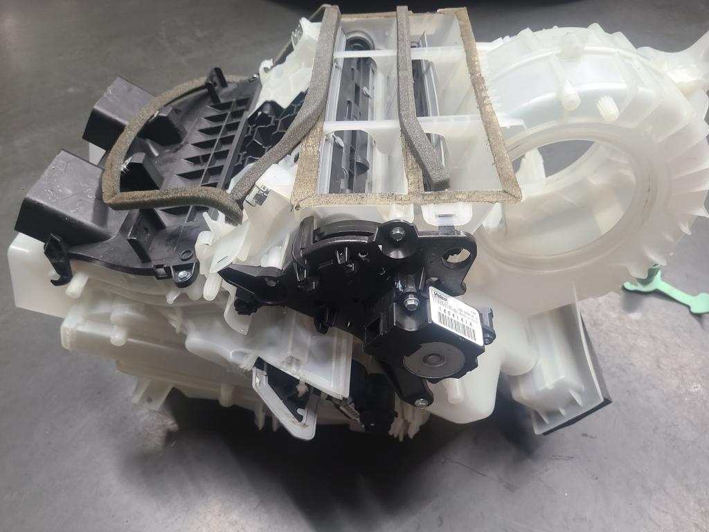 エアコン効かない