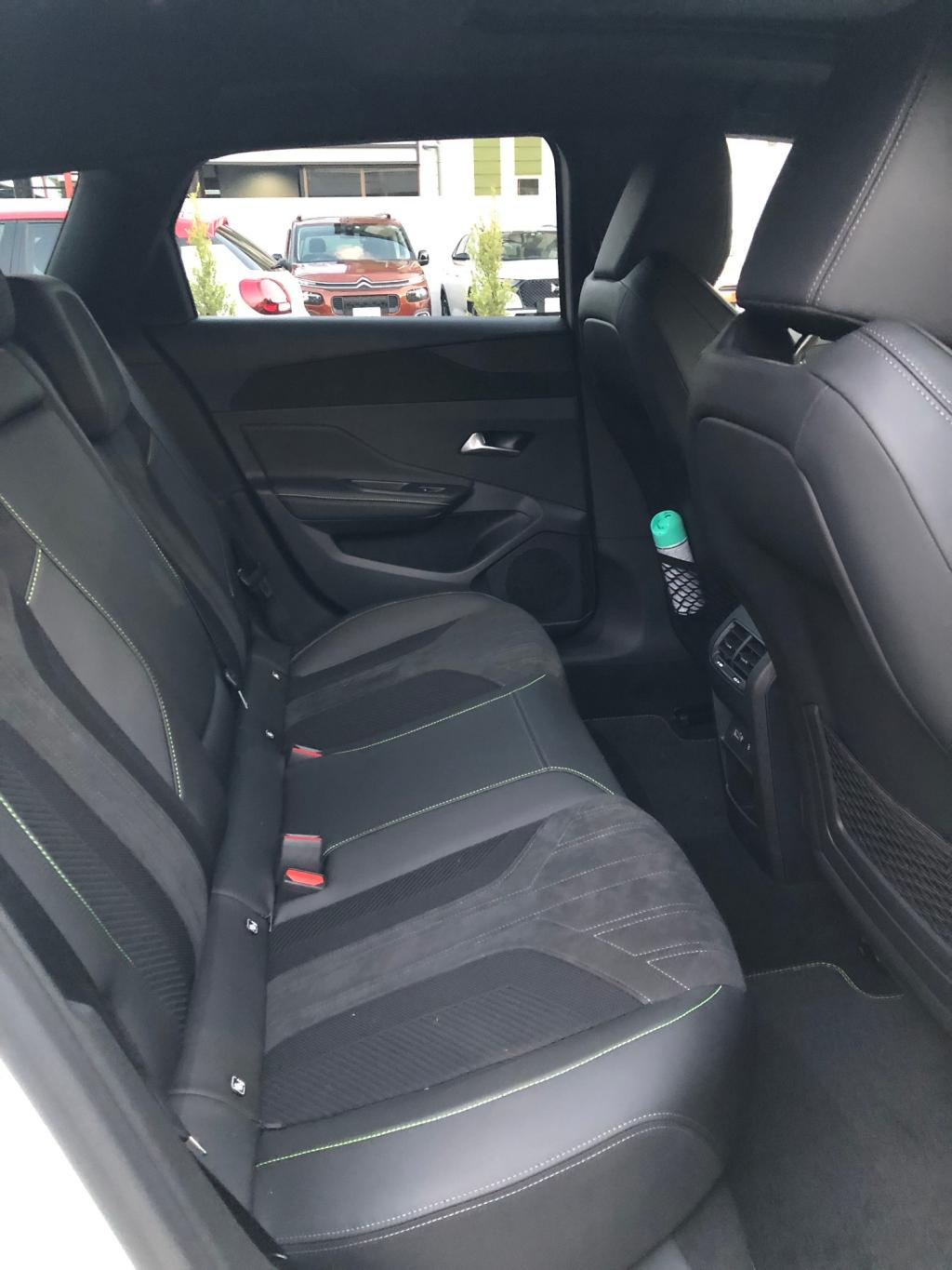 PEUGEOT　308　インテリア。
