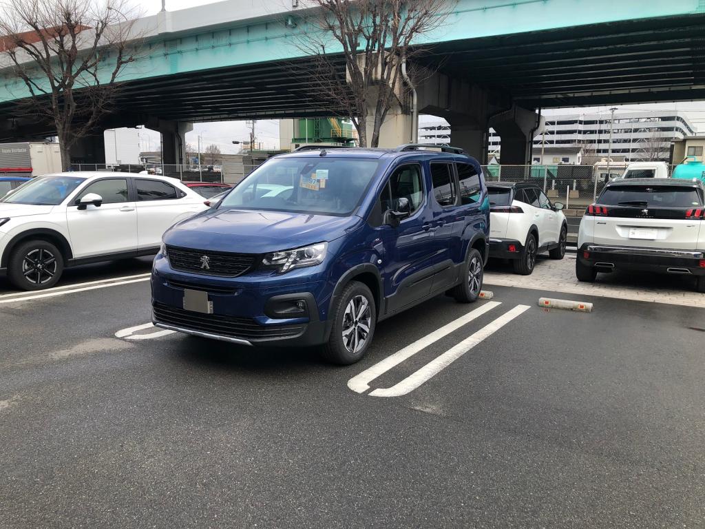 PEUGEOT　RIFTER　LONG　インテリア