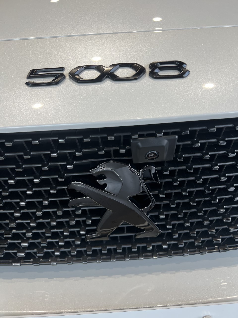特別仕様車　5008　GT　BlueHDi　Black　Pack！！