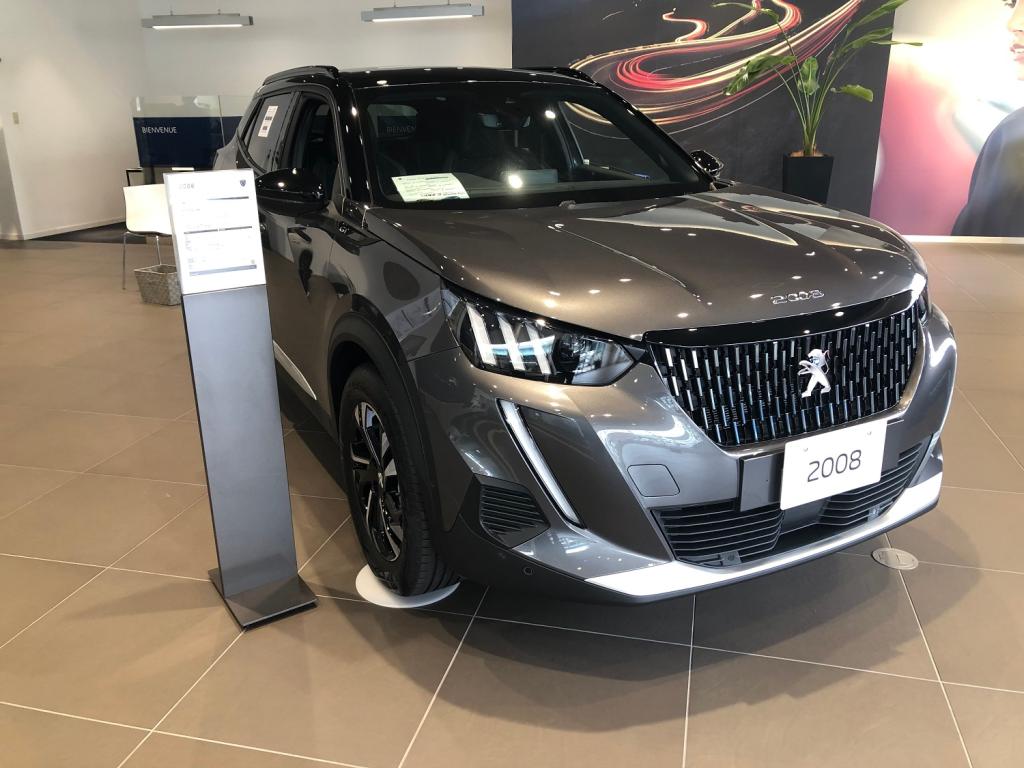 PEUGEOT 208 Premium Edition  インテリア。