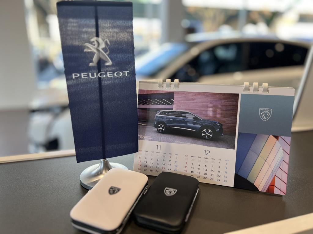 NEW　PEUGEOT　2008フェア