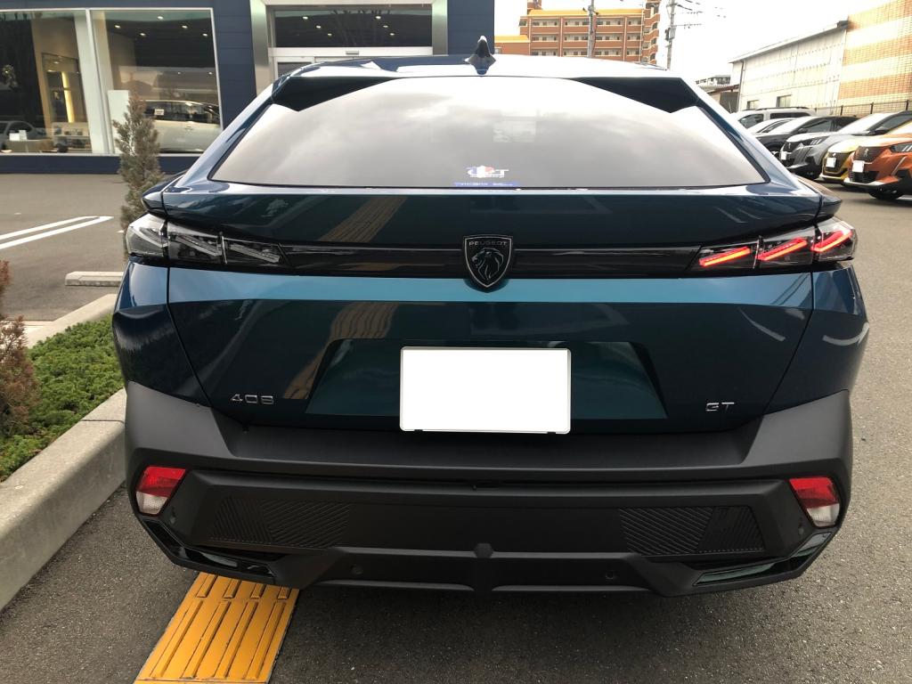 PEUGEOT 408 夜間非常灯（エクステリア）