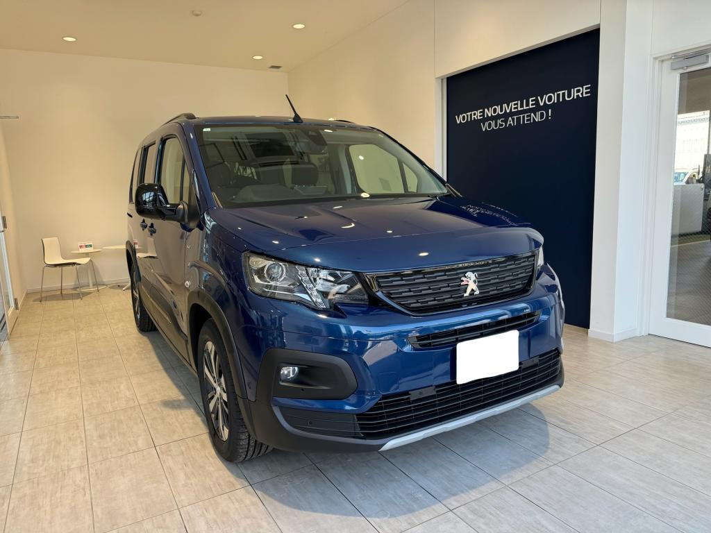 RIFTER GT BlueHDi　納車式