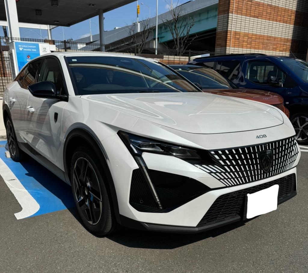 408 GT HYBRID 試乗車