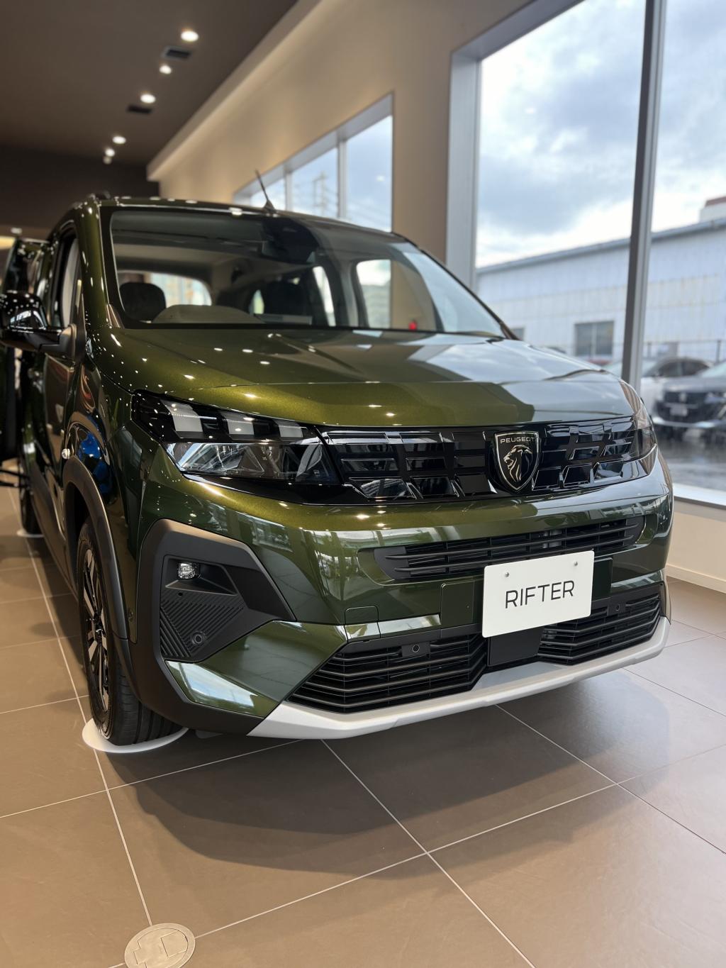 ★NEW　PEUGEOT　RIFTER　デビューフェア★