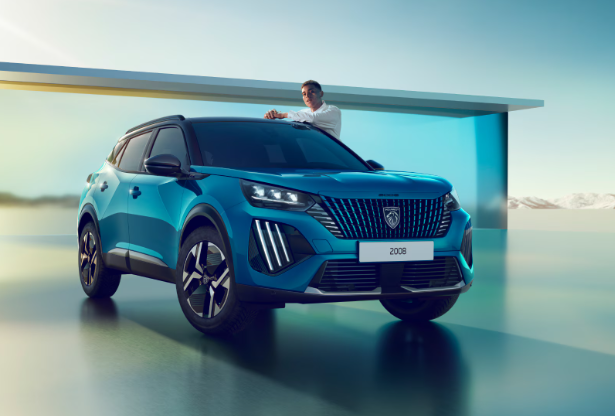 NEW PEUGEOT 2008 HYBRID デビューフェア　8/30(土)・31(日)開催
