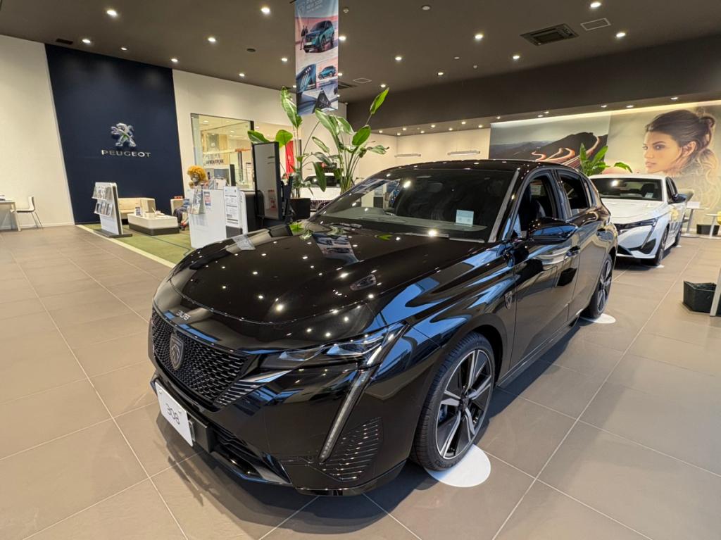 プジョーショールーム展示車🚙✨